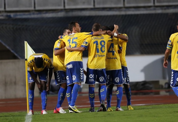 开云体育中国 -山东男篮迎国王杯关键赛，转会期遗憾出局，媒体盛赞，数据趋势出现新变化 