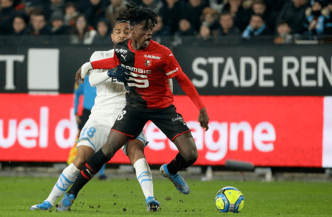 开云最新网址 -500w远射探照灯