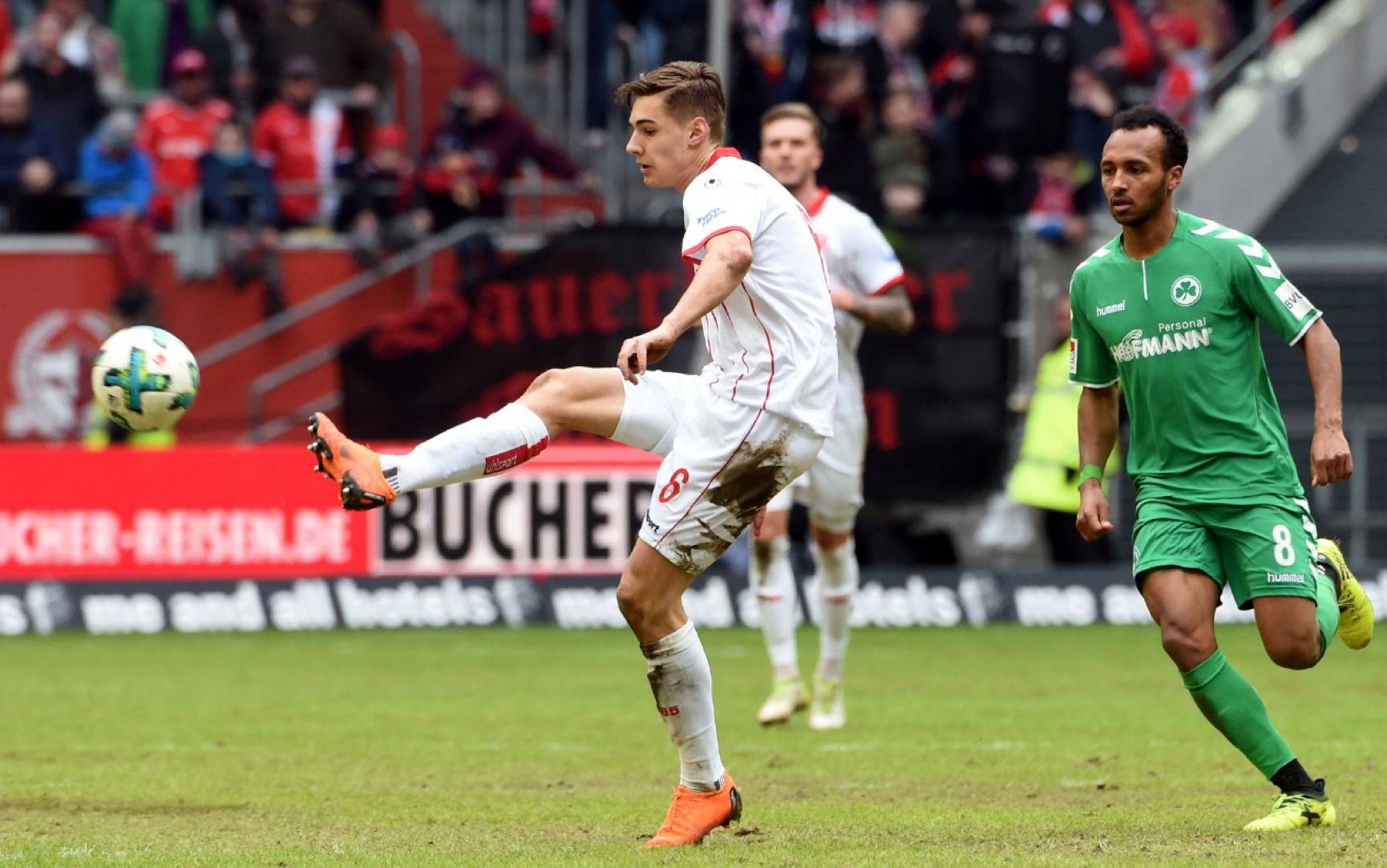 窗口期上海久事调整名单以备法甲C罗怒砍58分，窗口期荷甲传出新动向瞬间刷屏的简单介绍