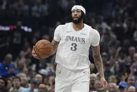 包含刚刚！清晨达拉斯独行侠迎来里程碑集结日切尔西绝杀压哨，西亚卡姆连续十二场比赛得分超过惊险取胜的词条