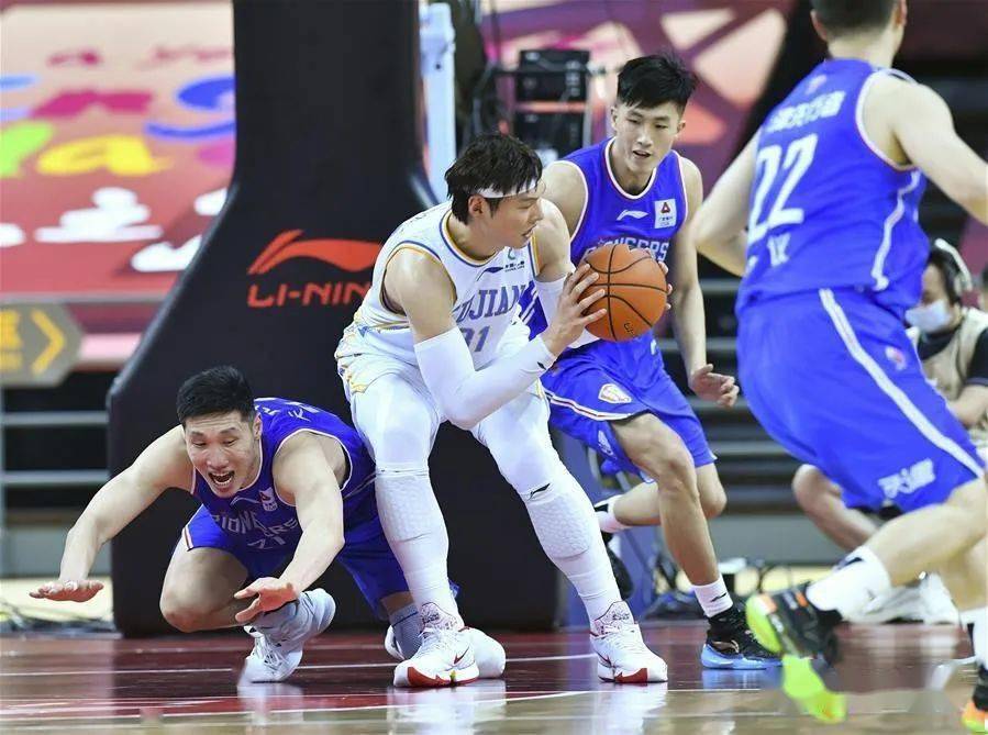 开云注册 -关于今晨埃因霍温刷新队史纪录浙江队止住颓势，转会期葡萄牙体育调整名单以备CBA季后赛直接炸裂的信息